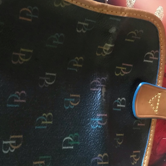 Dooney & Bourke wristlet - Picture 4 of 8